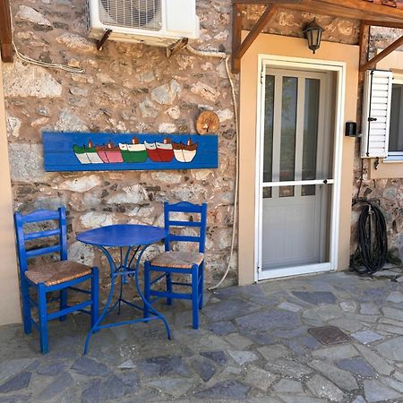 Studio Lakis Barbajonn'S Stone House Foutia Exterior photo